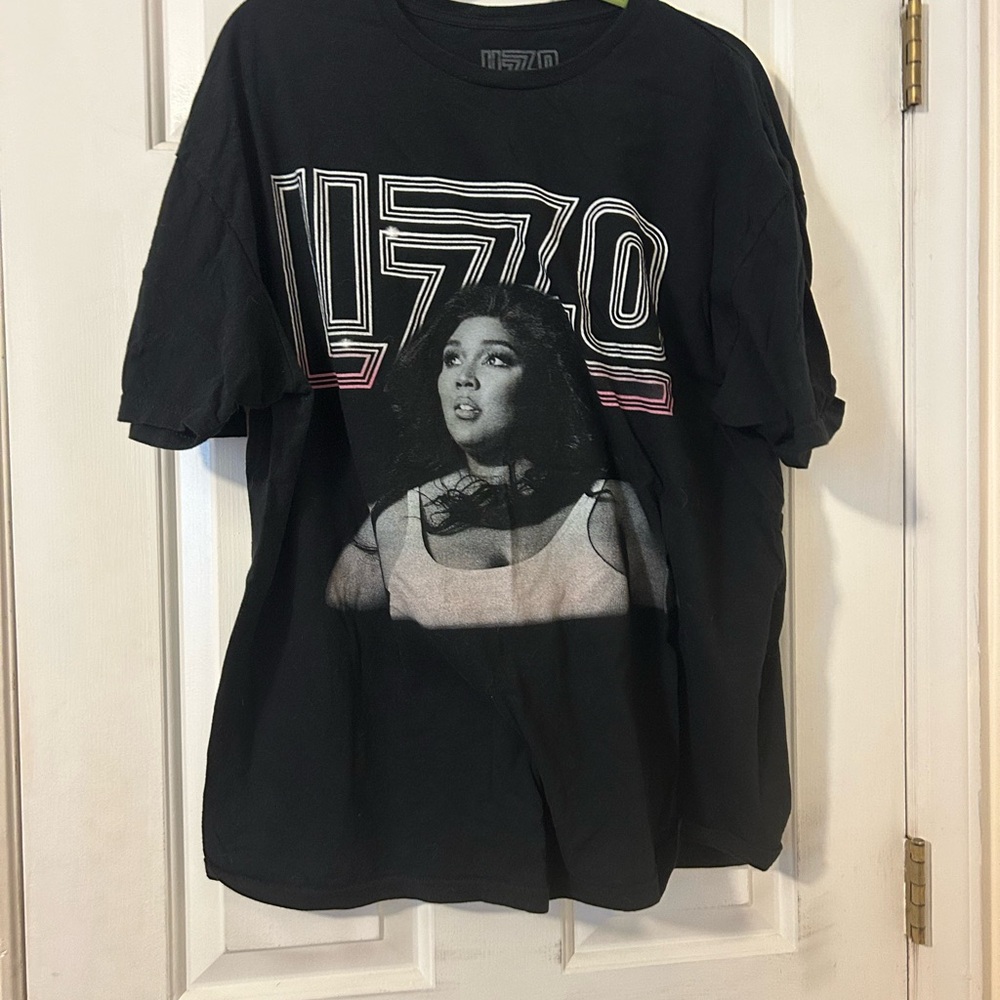 Black Graphic T-Shirt with Lizzo Print